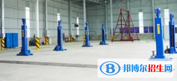 成都2022年讀汽修學校好不好