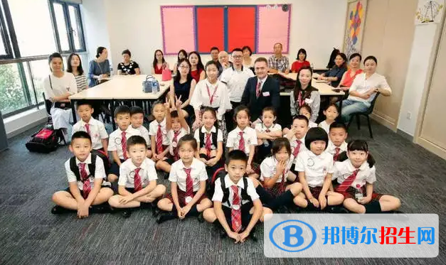 上海德閎學(xué)校高中部2022年課程體系