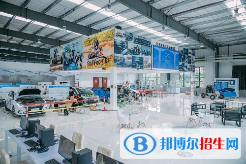 成都2022年女生上什么汽修學(xué)校好