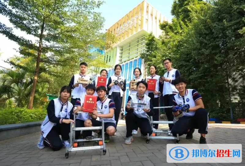  深圳桃源居中澳實驗學?？孔V嗎