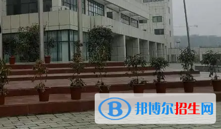 淅川電子中等職業(yè)學校2022年報名條件、招生要求、招生對象
