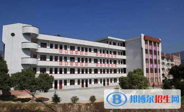 貴州2022年中專鐵路學(xué)校可以考大專嗎