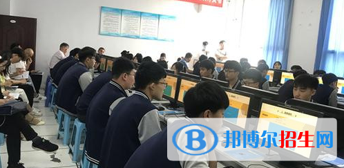 鄭州信息工程學校2022年招生辦聯(lián)系電話