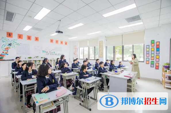 中加楓華國(guó)際學(xué)校2022年錄取分?jǐn)?shù)線(xiàn)