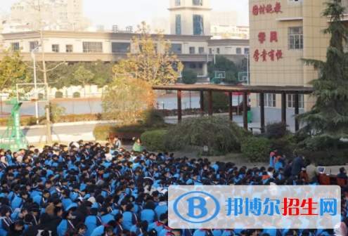 阜陽市醫(yī)藥科技工程學校1