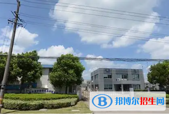 北京房山衛(wèi)生學(xué)校2022年招生辦聯(lián)系電話