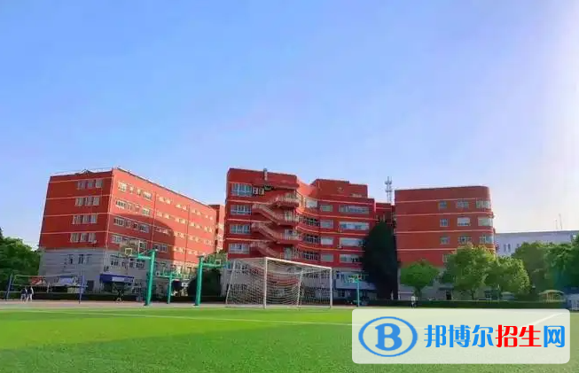 成都外國語學(xué)校中美國際高中2022年報(bào)名時(shí)間