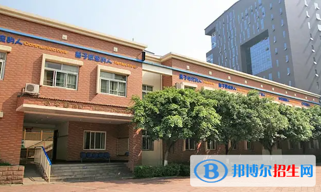 成都美視國際學校高中部2022年入學考試