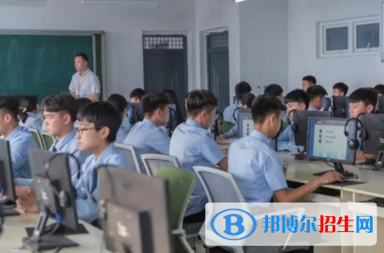 六合高級職業(yè)中學(xué)怎么樣、好不好