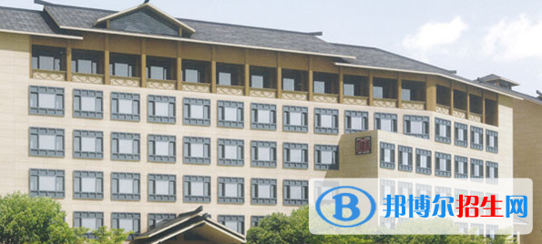 關(guān)嶺自治縣綜合性高級中學(xué)2022年地址在哪里