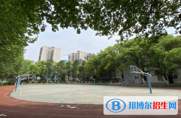 武漢城市英才技工學校2