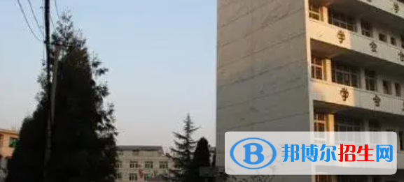 六盤水市民族職業(yè)技術(shù)學(xué)校地址在哪里