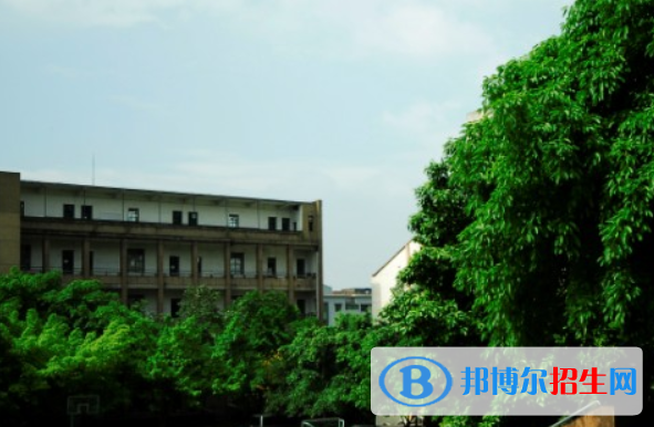 重慶永川職業(yè)教育中心學(xué)費(fèi)