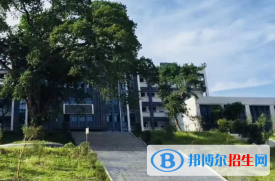 涪陵第一職業(yè)中學(xué)校學(xué)費(fèi)