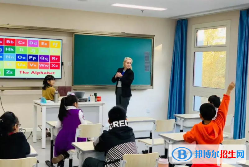 北京明誠外國語學(xué)校高中部2023年入學(xué)考試