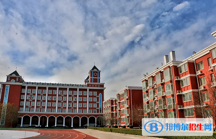北京愛迪國際學(xué)校2023年報(bào)名時(shí)間