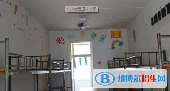 四川省宜賓縣高場(chǎng)職業(yè)中學(xué)校2022年宿舍條件