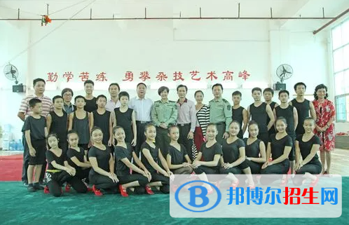 廣西賀州民族旅游藝術(shù)學(xué)校2022年報(bào)名條件、招生要求、招生對(duì)象