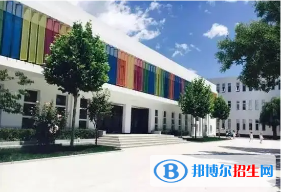 美國(guó)利弗莫爾國(guó)際學(xué)校初中部2022年錄取分?jǐn)?shù)線(xiàn)