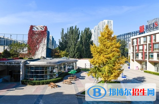 北京樂成國際學(xué)校初中部靠譜嗎