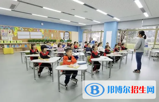 北京二十一世紀(jì)國際學(xué)校小學(xué)部2023年學(xué)費(fèi)標(biāo)準(zhǔn)