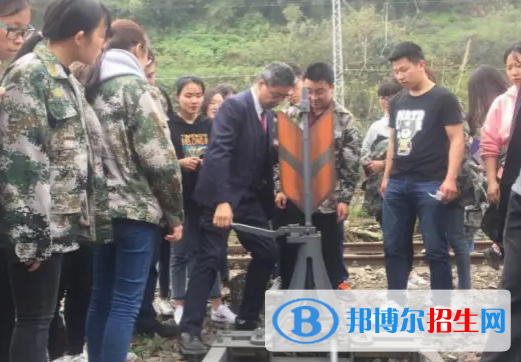 成都2023年職業(yè)鐵路學(xué)校有什么專業(yè)