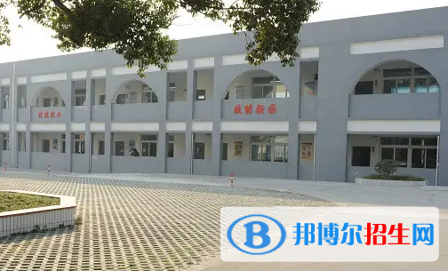 安徽2023年哪個職業(yè)技術(shù)汽修學校好