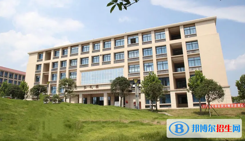 重慶2023年哪里的技工幼師學校好