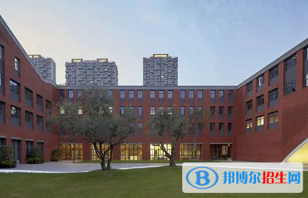 杭州國際學校初中部2023年學費標準2