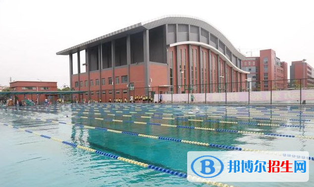 南海外國(guó)語學(xué)校2023年招生政策