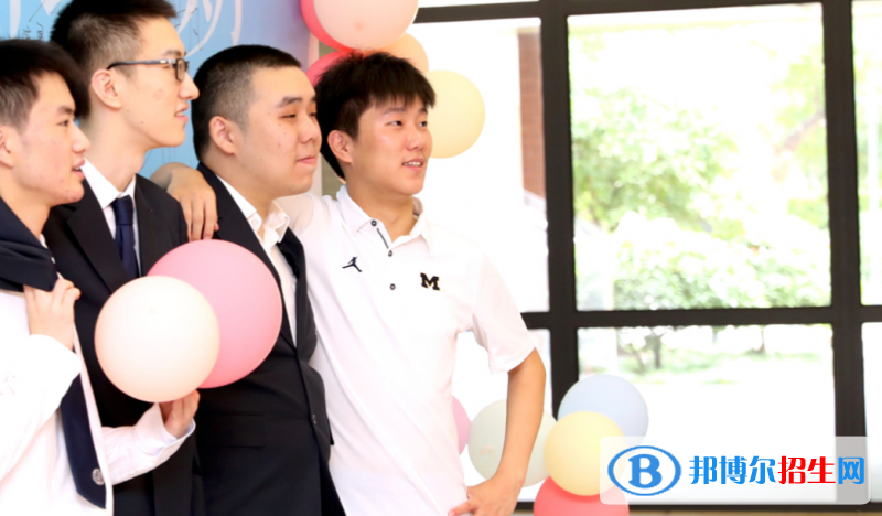 復(fù)旦大學(xué)附屬中學(xué)2023年招生代碼 