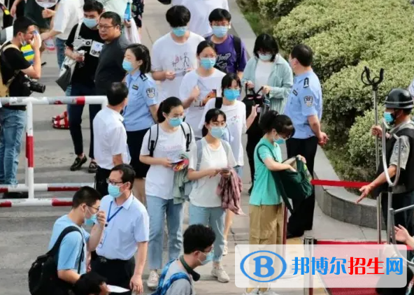 湖北高考本科分?jǐn)?shù)線匯總（2012-2022年）