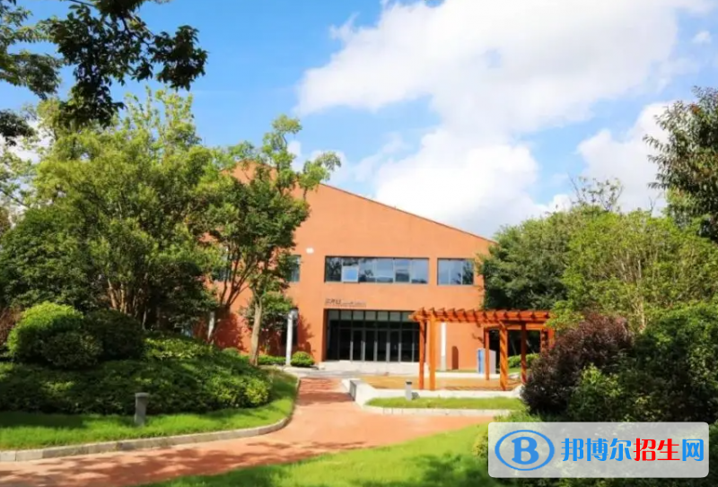 深圳深美國(guó)際學(xué)校初中部靠譜嗎