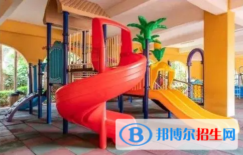 深圳曦城協(xié)同國際學(xué)校初中部2023年課程體系2