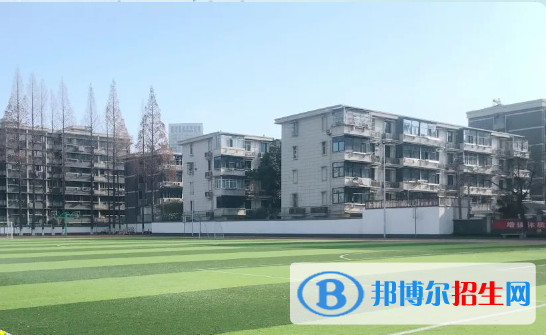 南京寧海中學(xué)2023年招生辦聯(lián)系電話(huà) 