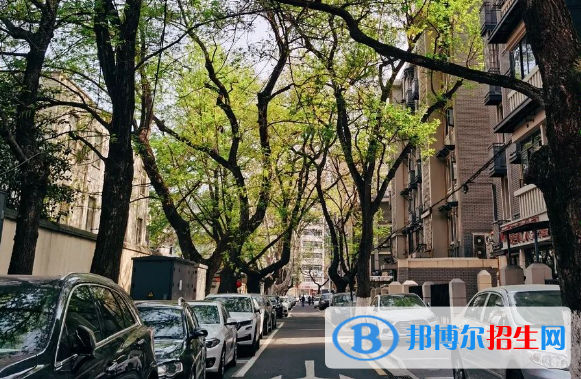 南京寧海中學(xué)2023年招生辦聯(lián)系電話(huà) 