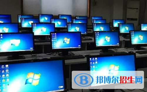 石家莊2023年什么技術(shù)計算機學(xué)校好