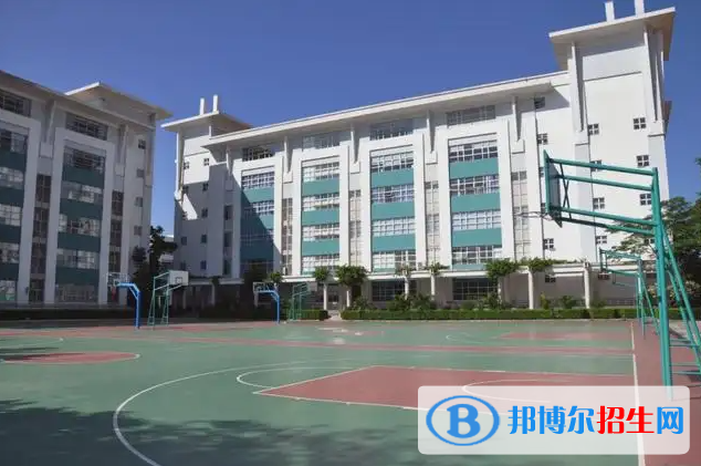 廣州國際學(xué)校( 祈福英語實(shí)驗(yàn)學(xué)校）初中部怎么樣