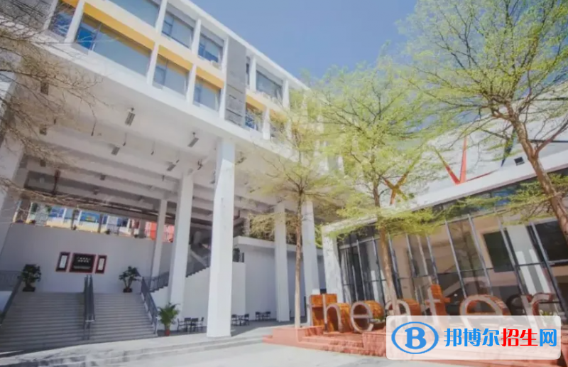 廣州加拿大國際學(xué)校(CIS)初中部2023年入學(xué)條件
