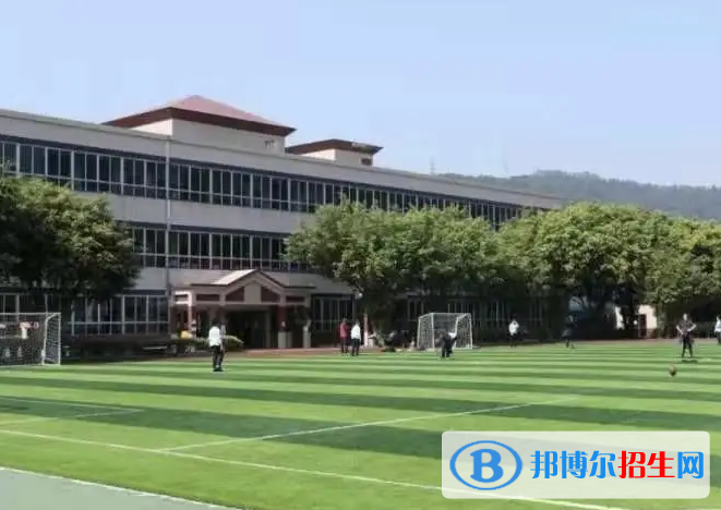 廣州美國人國際學(xué)校初中部2023年報名時間