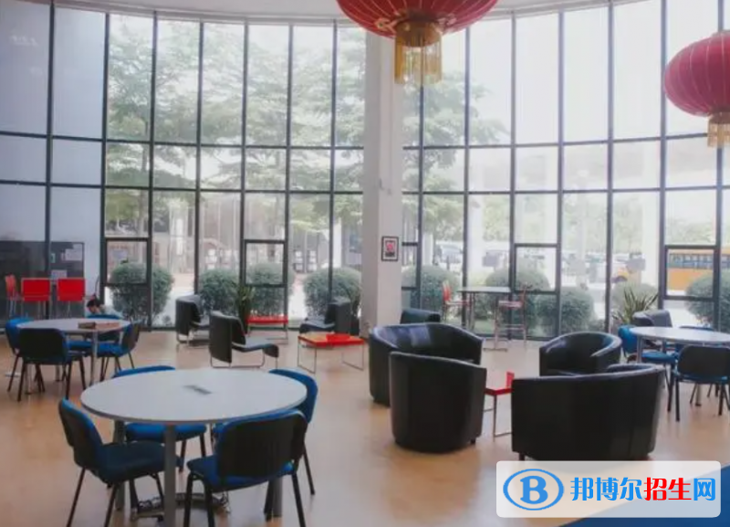 廣州美國人國際學(xué)校初中部2023年報名時間2