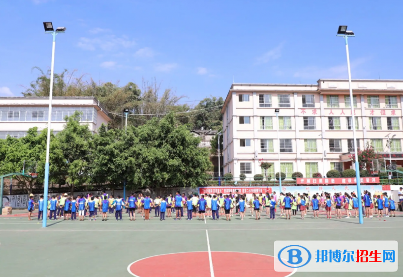  云南2023年中專學校是什么學歷