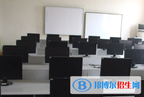 石家莊2023年男生上計(jì)算機(jī)學(xué)校學(xué)什么專業(yè)好
