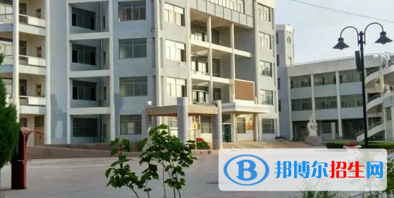 金川總校第一高級中學(xué)2023年學(xué)費(fèi)、收費(fèi)多少