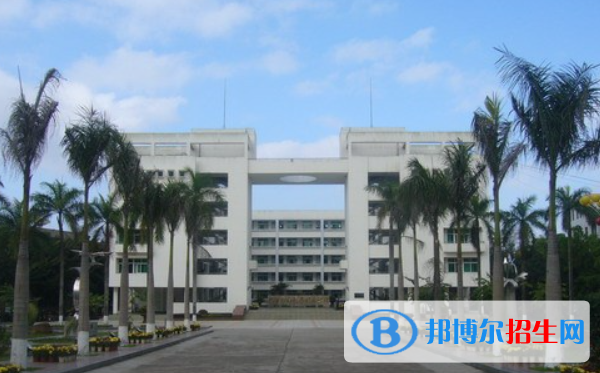 儋州市第一中學(xué)2023年招生錄取分?jǐn)?shù)線 