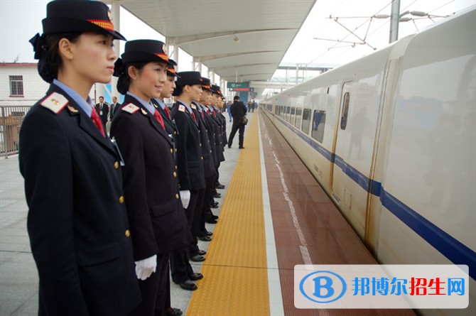成都2023年鐵路學(xué)校專業(yè)學(xué)什么