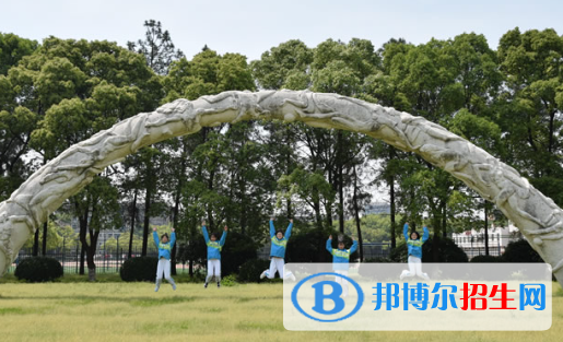 南昌理工技工學校2023年學費、收費多少