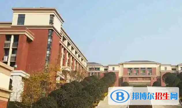 重慶中考“聯(lián)招”統(tǒng)一錄取分數(shù)線（2022）-2023年參考
