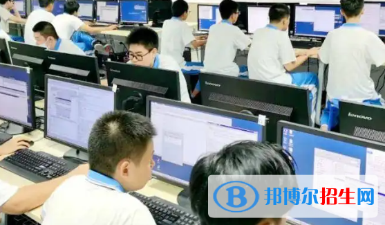 廣西2023年上計算機學(xué)校學(xué)啥專業(yè)好