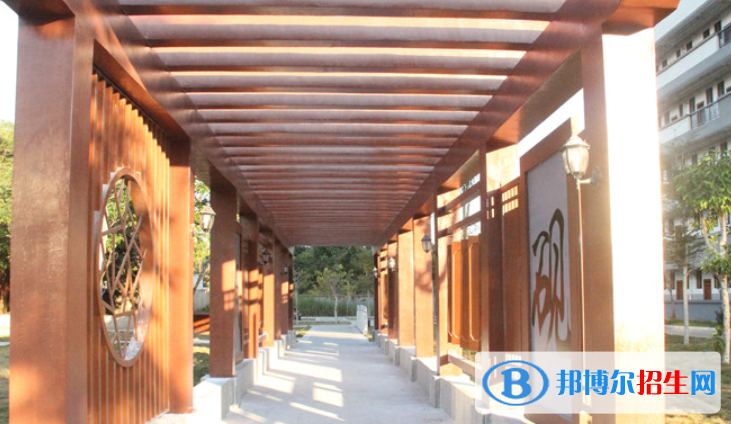 華東師范大學(xué)澄邁實(shí)驗(yàn)中學(xué)2023年招生代碼 
